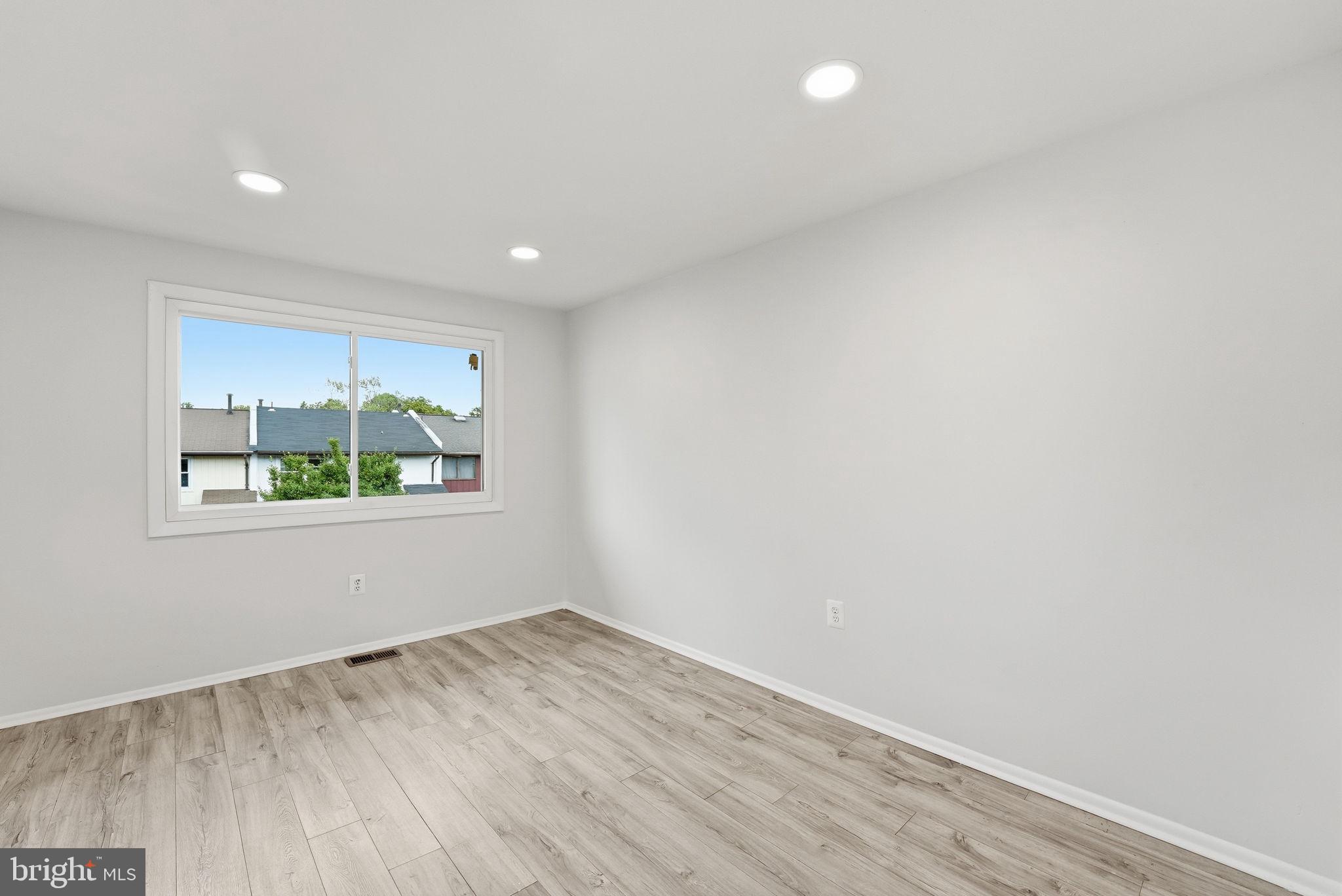 208 WILLOW TERRACE