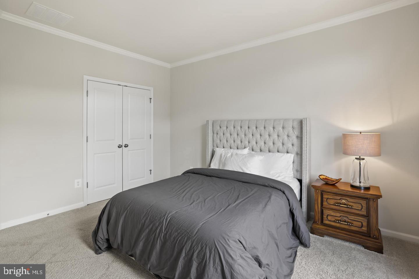 1102 RIBBON LIMESTONE TERRACE SE
