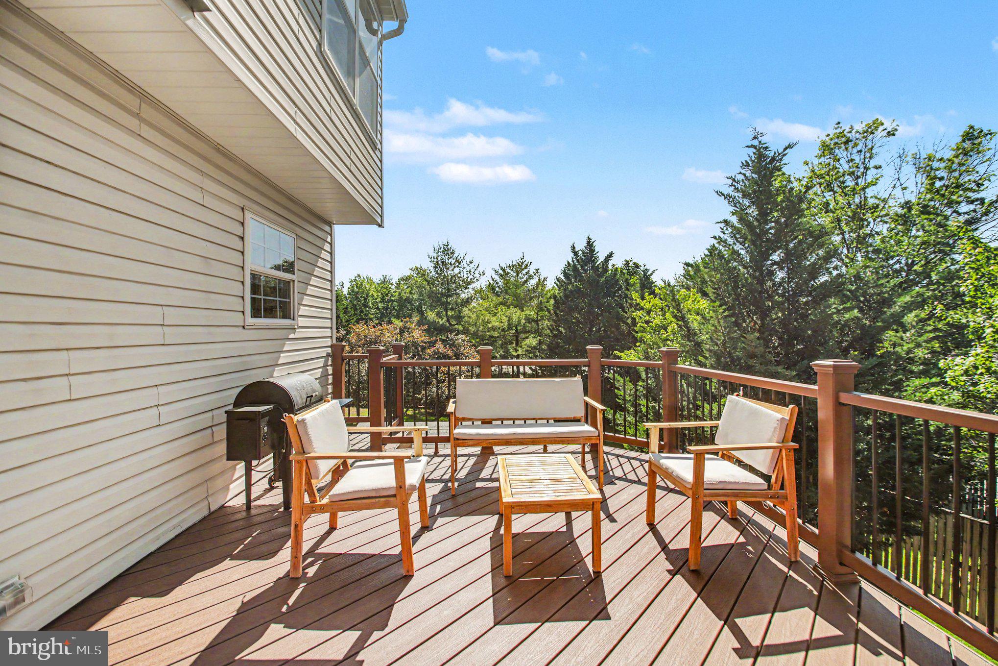 721 VANDERBILT TERRACE SE