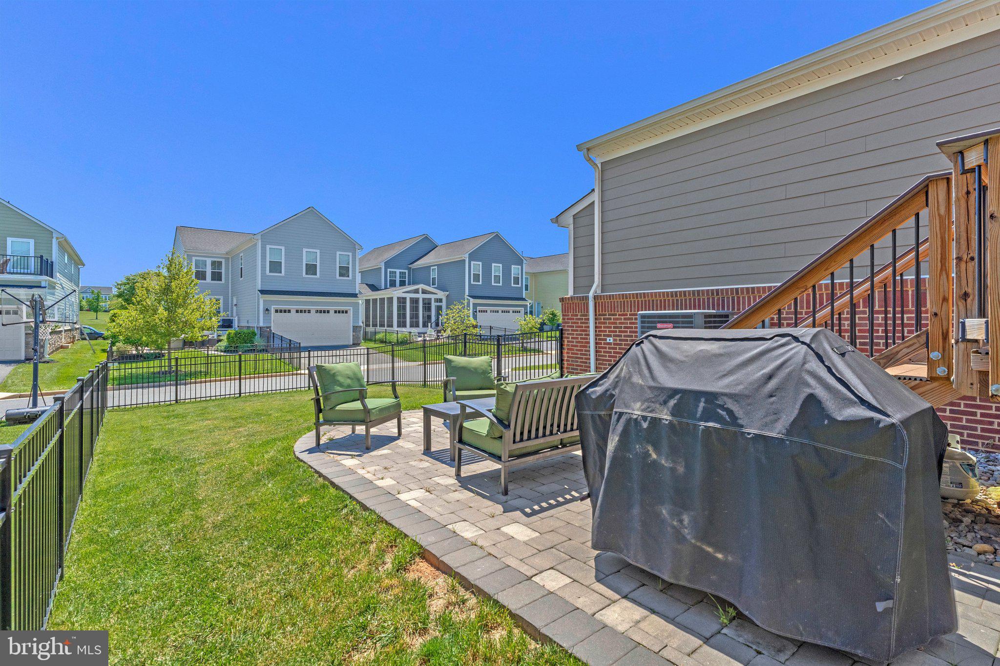 1007 THEMIS STREET SE