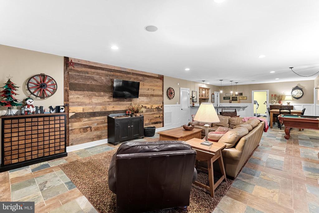 20319 TANAGER PLACE
