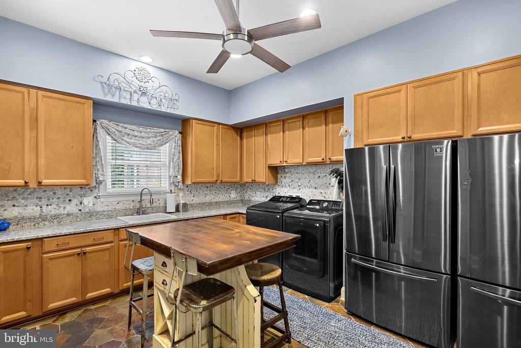 20319 TANAGER PLACE