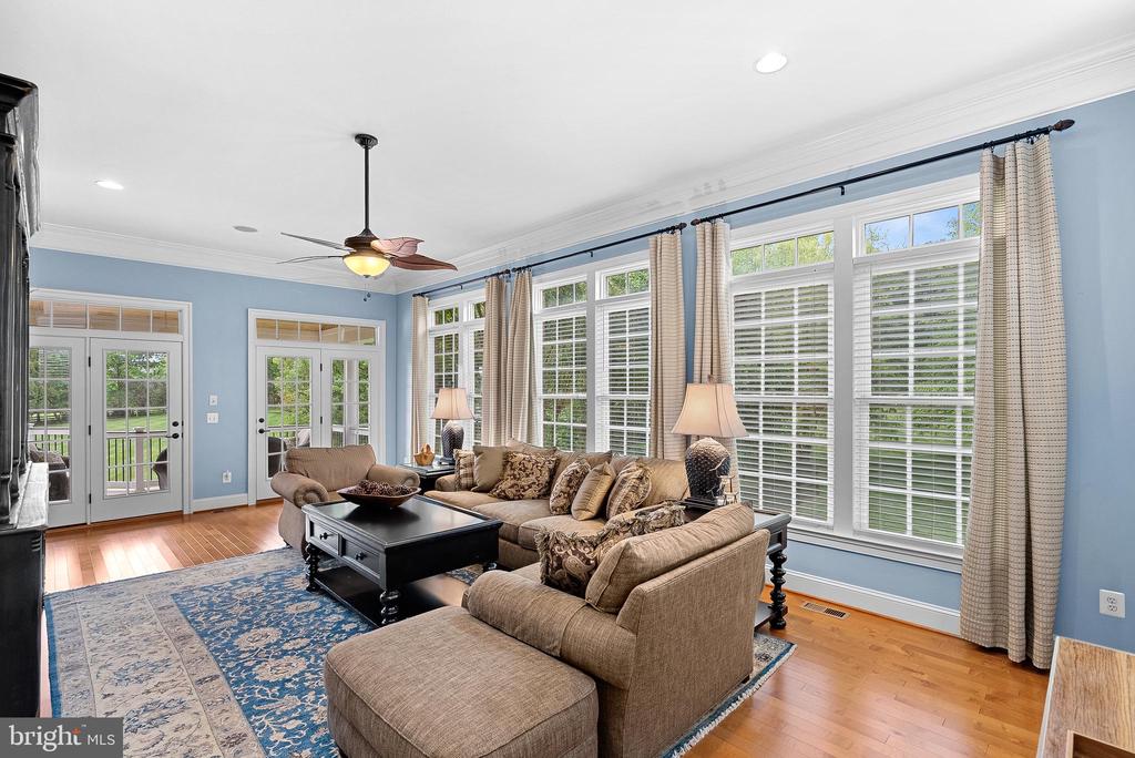20319 TANAGER PLACE