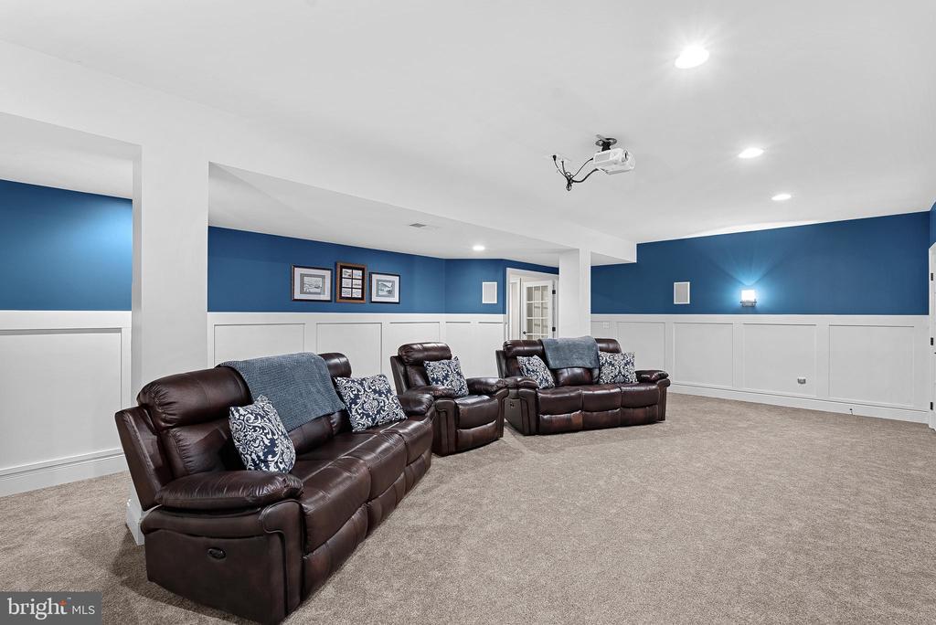 20319 TANAGER PLACE
