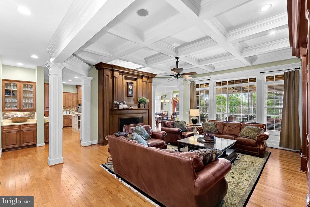 20319 TANAGER PLACE