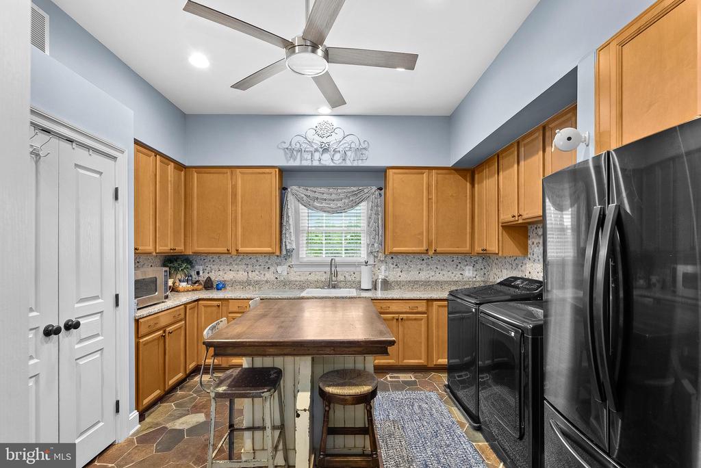 20319 TANAGER PLACE