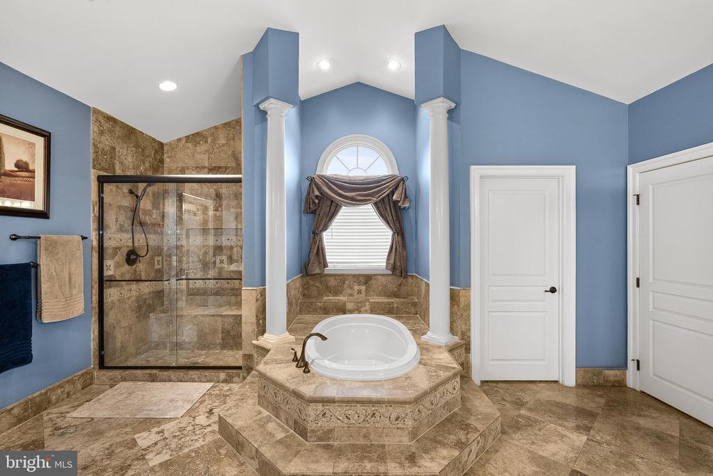 20319 TANAGER PLACE