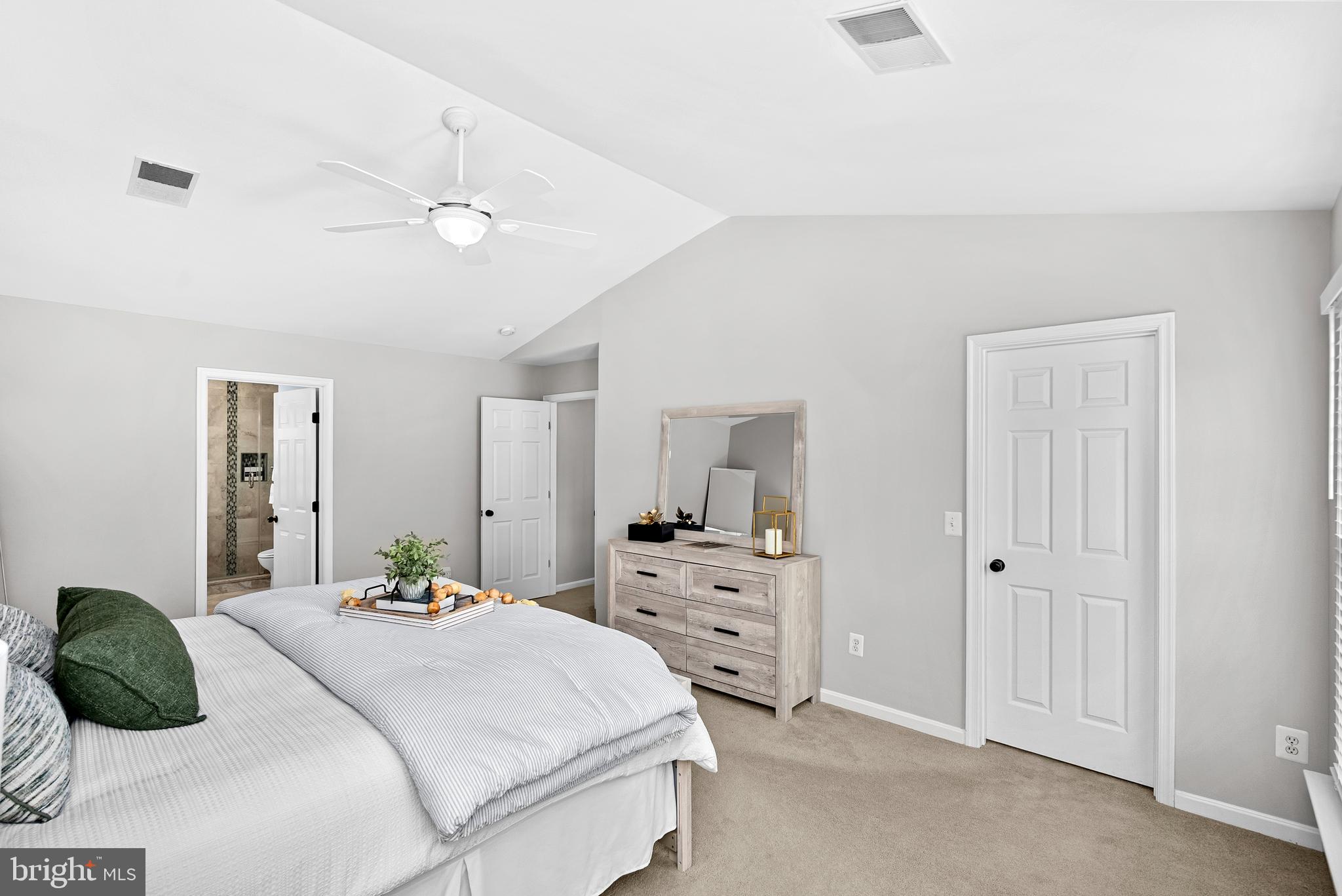21404 CHICKACOAN TRAIL DRIVE