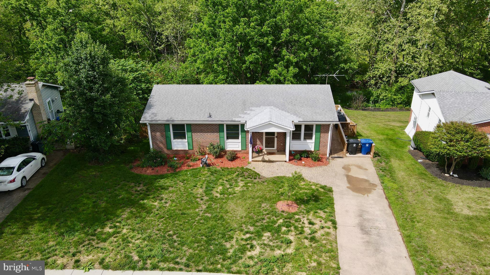 114 GOVERNORS DRIVE SW
