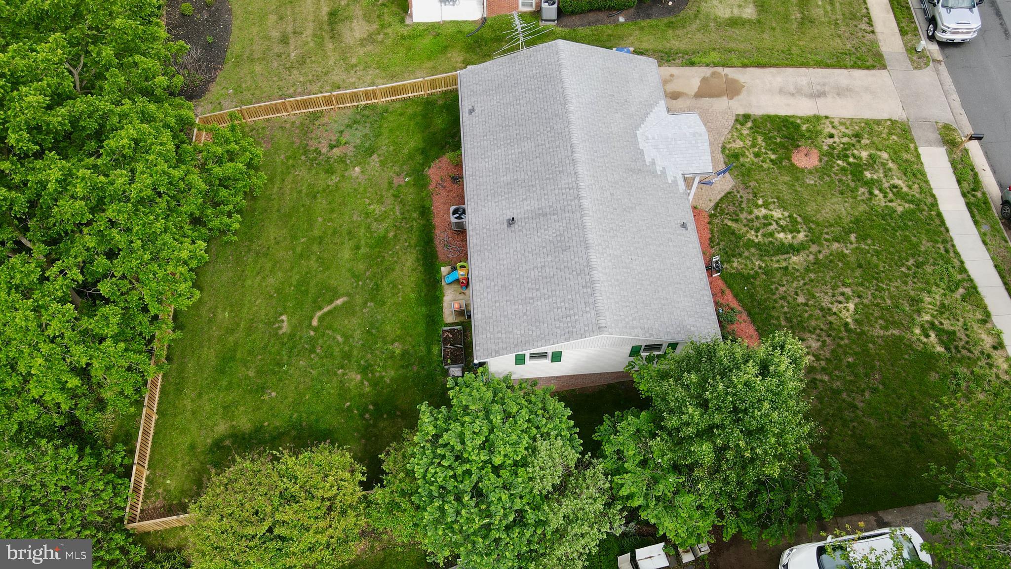 114 GOVERNORS DRIVE SW