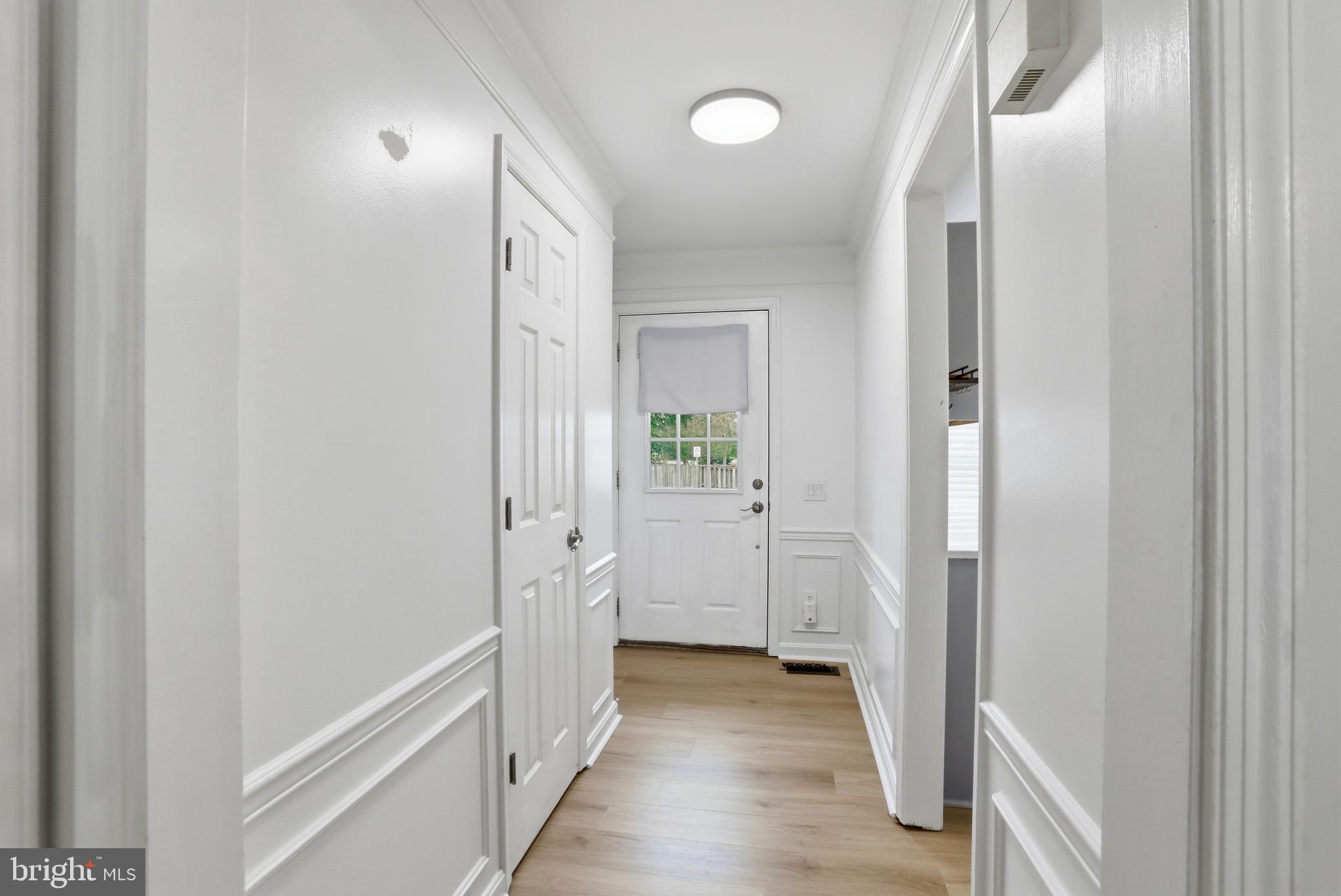 346 STABLE VIEW TERRACE NE