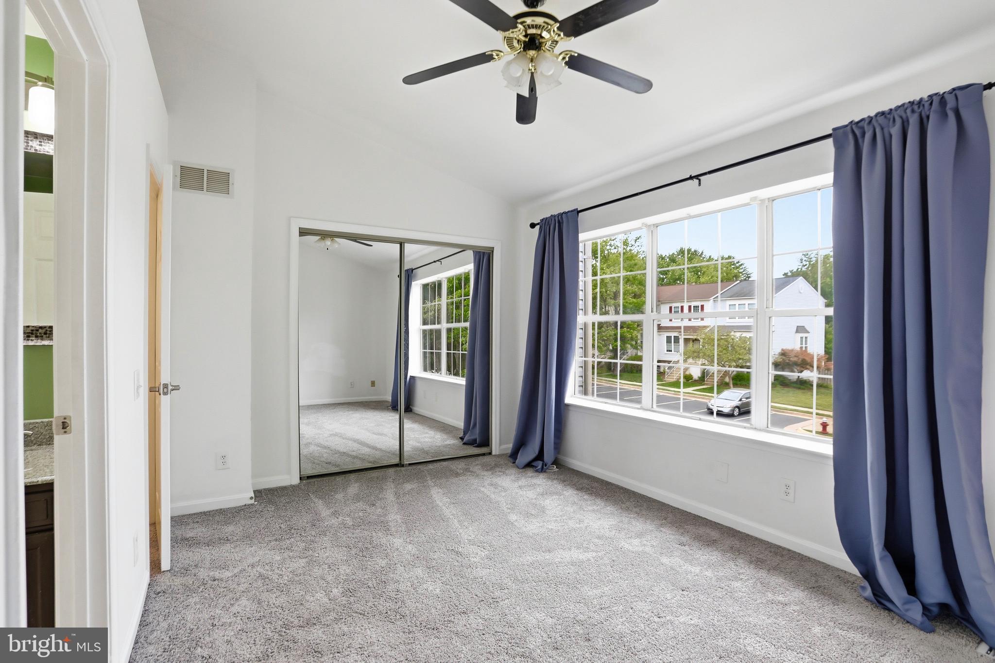 346 STABLE VIEW TERRACE NE