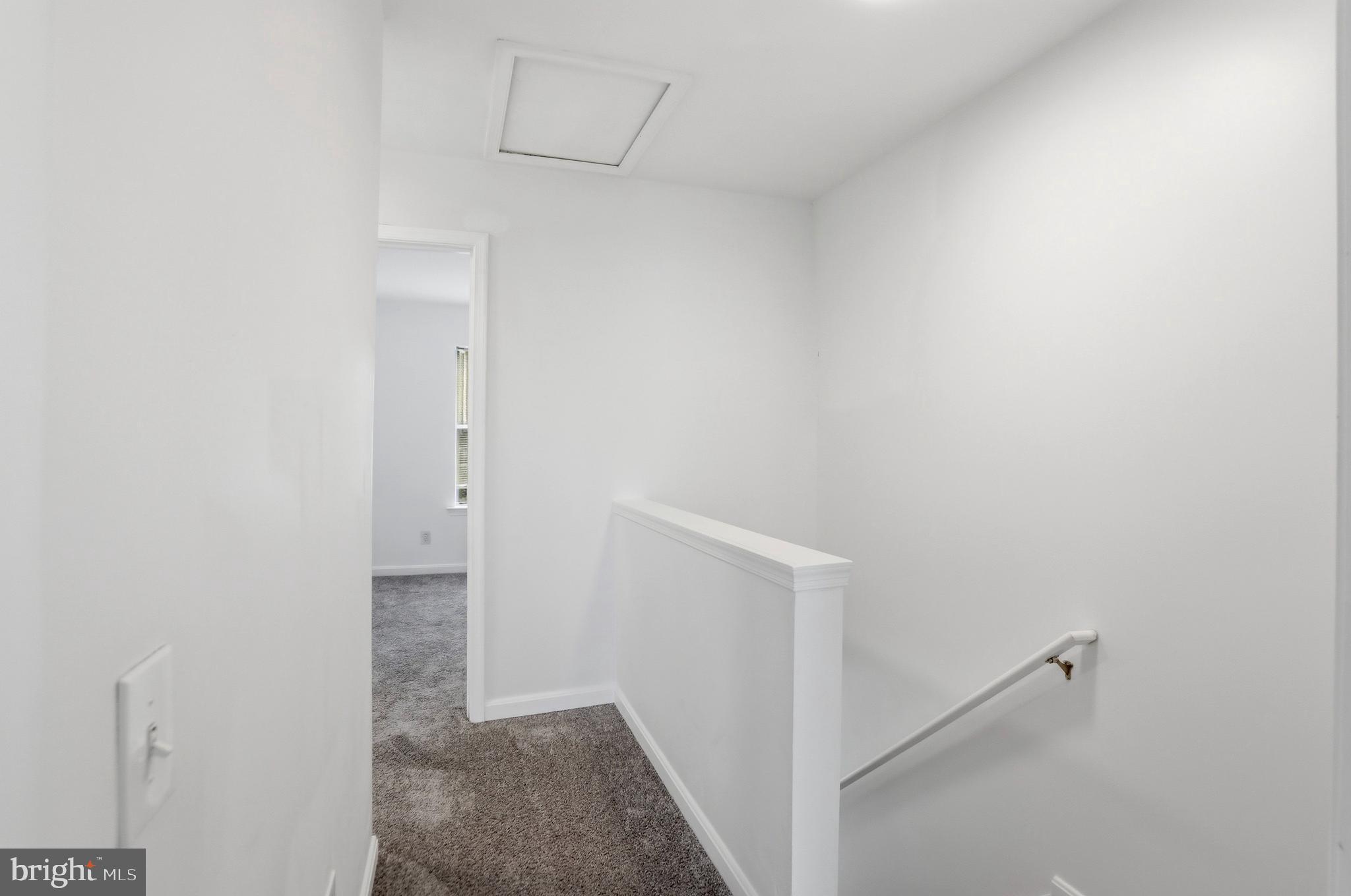 346 STABLE VIEW TERRACE NE