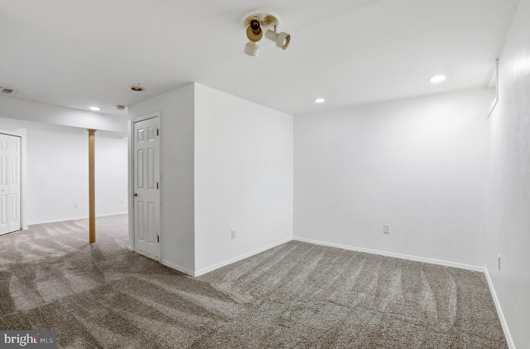 346 STABLE VIEW TERRACE NE