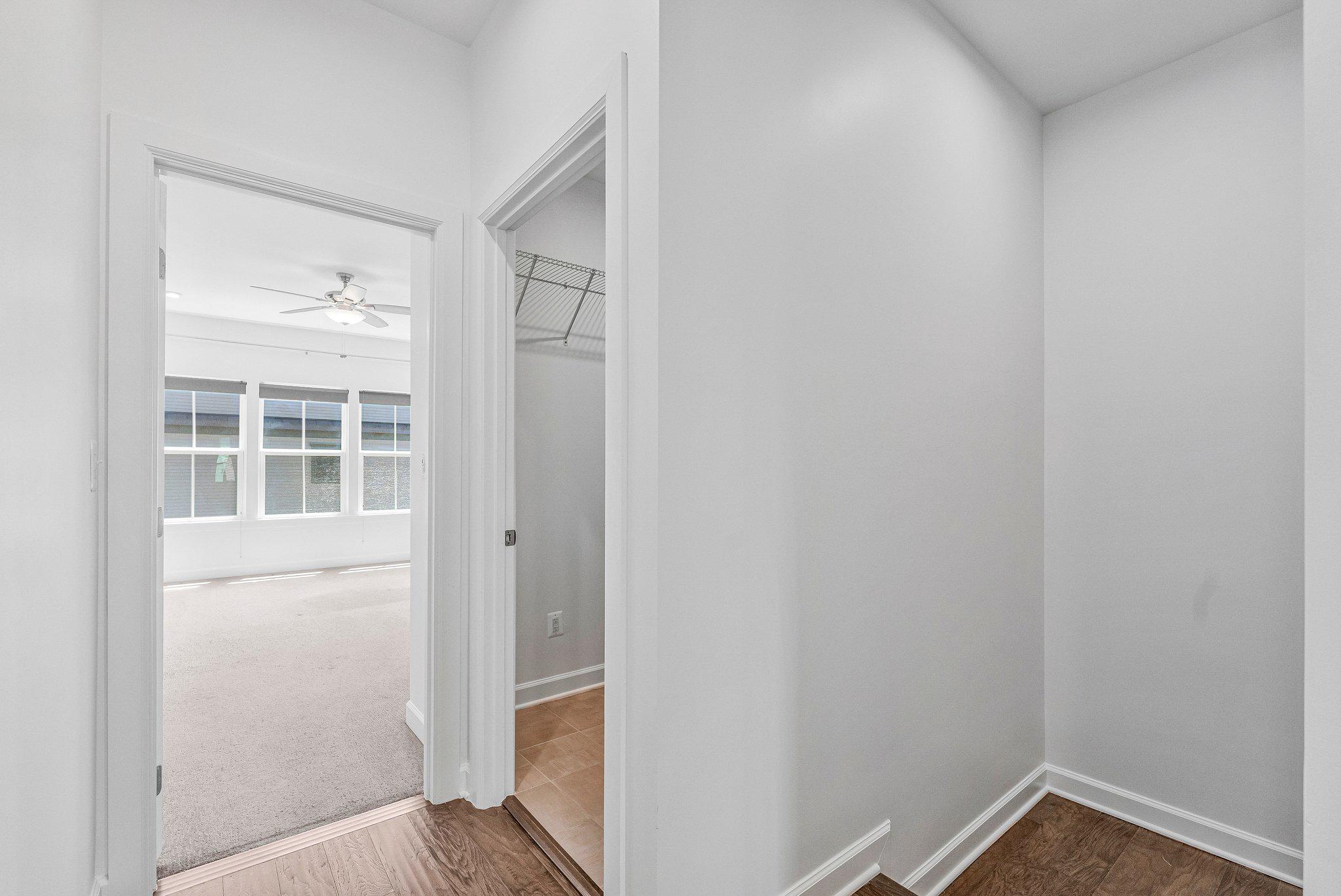 43509 APPLE ORCHARD SQUARE