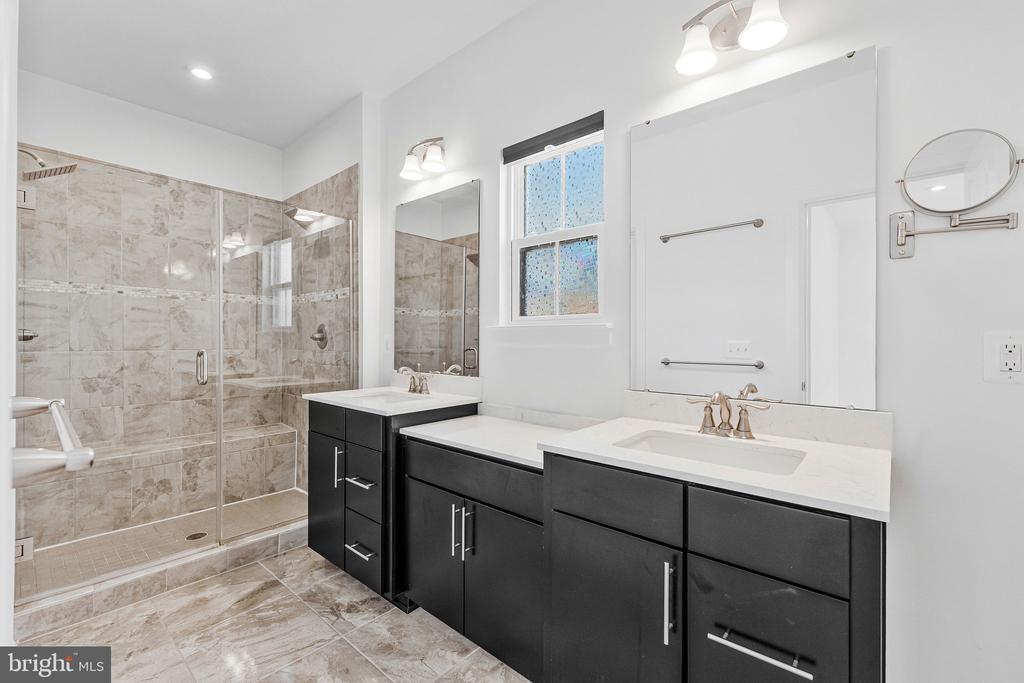 43509 APPLE ORCHARD SQUARE
