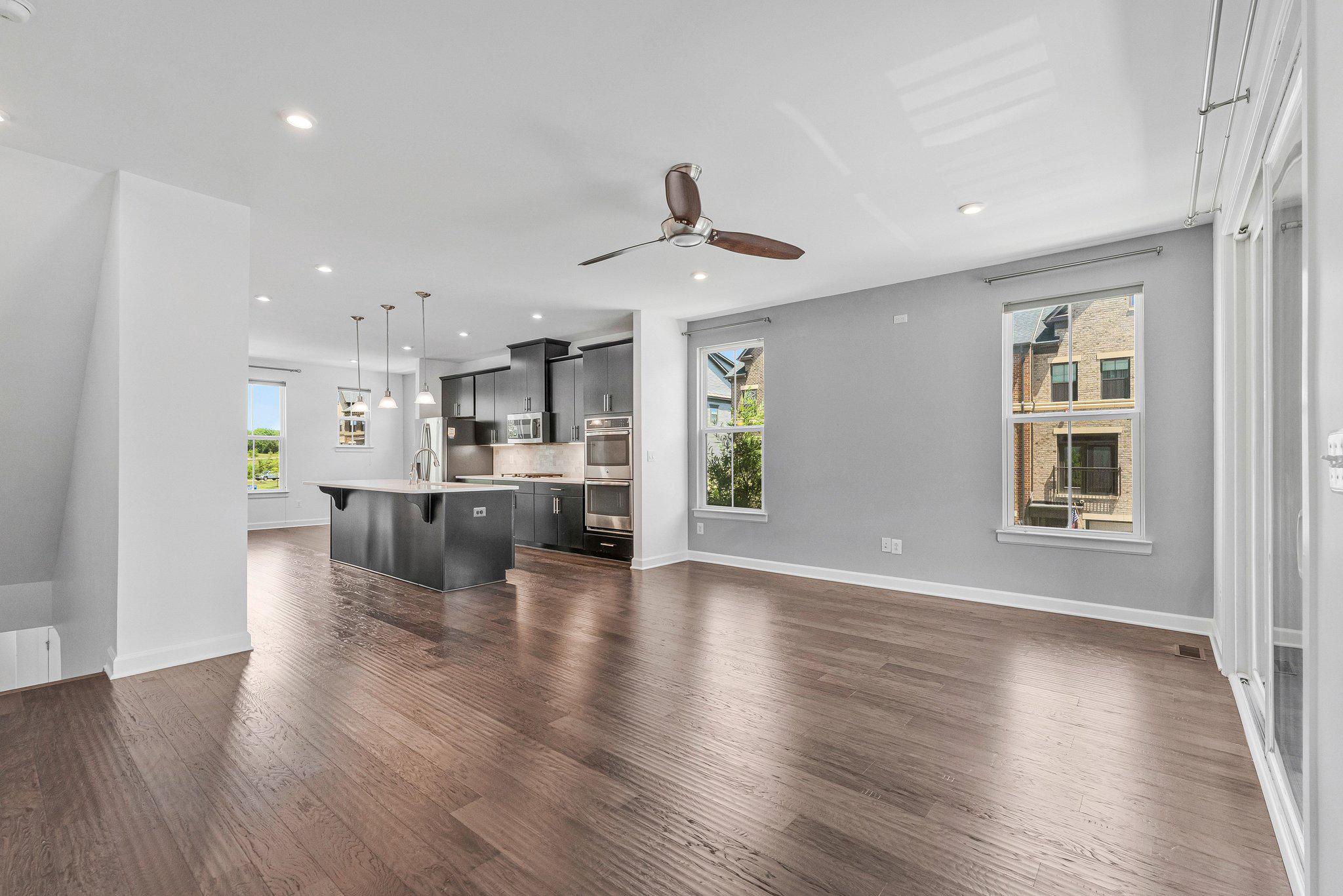 43509 APPLE ORCHARD SQUARE
