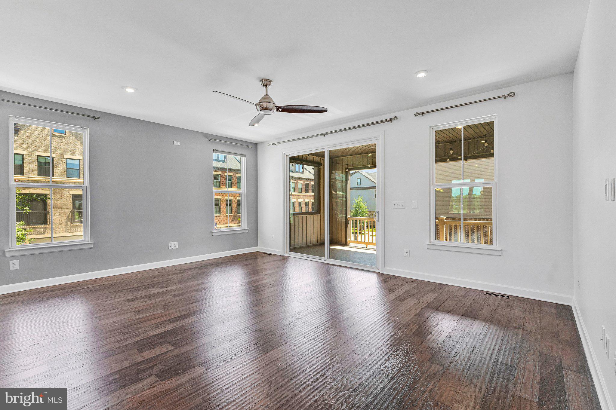 43509 APPLE ORCHARD SQUARE