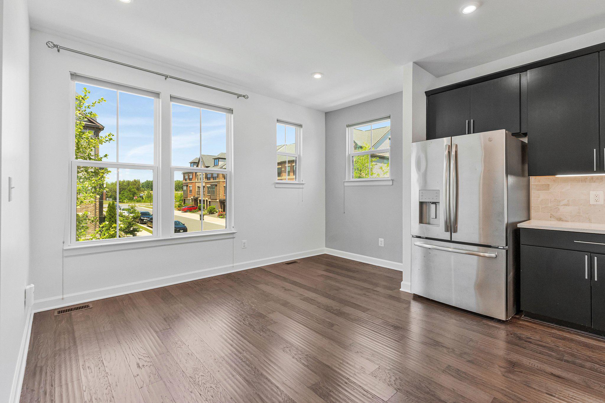 43509 APPLE ORCHARD SQUARE