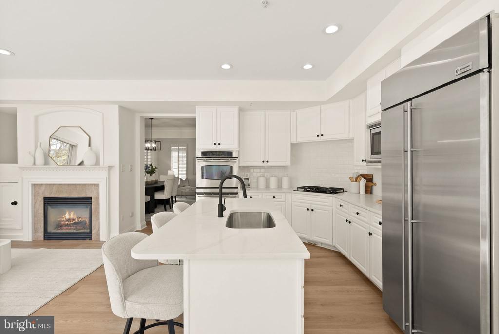 42465 REGAL WOOD DRIVE