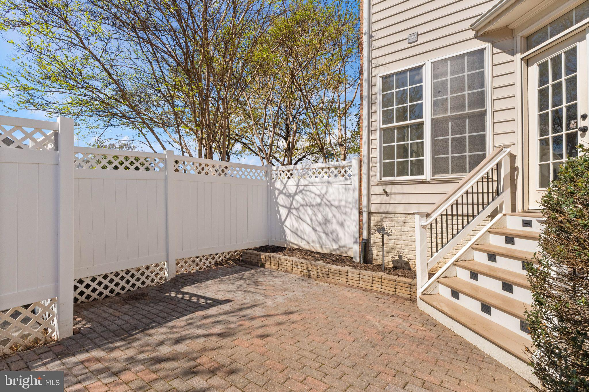 42465 REGAL WOOD DRIVE