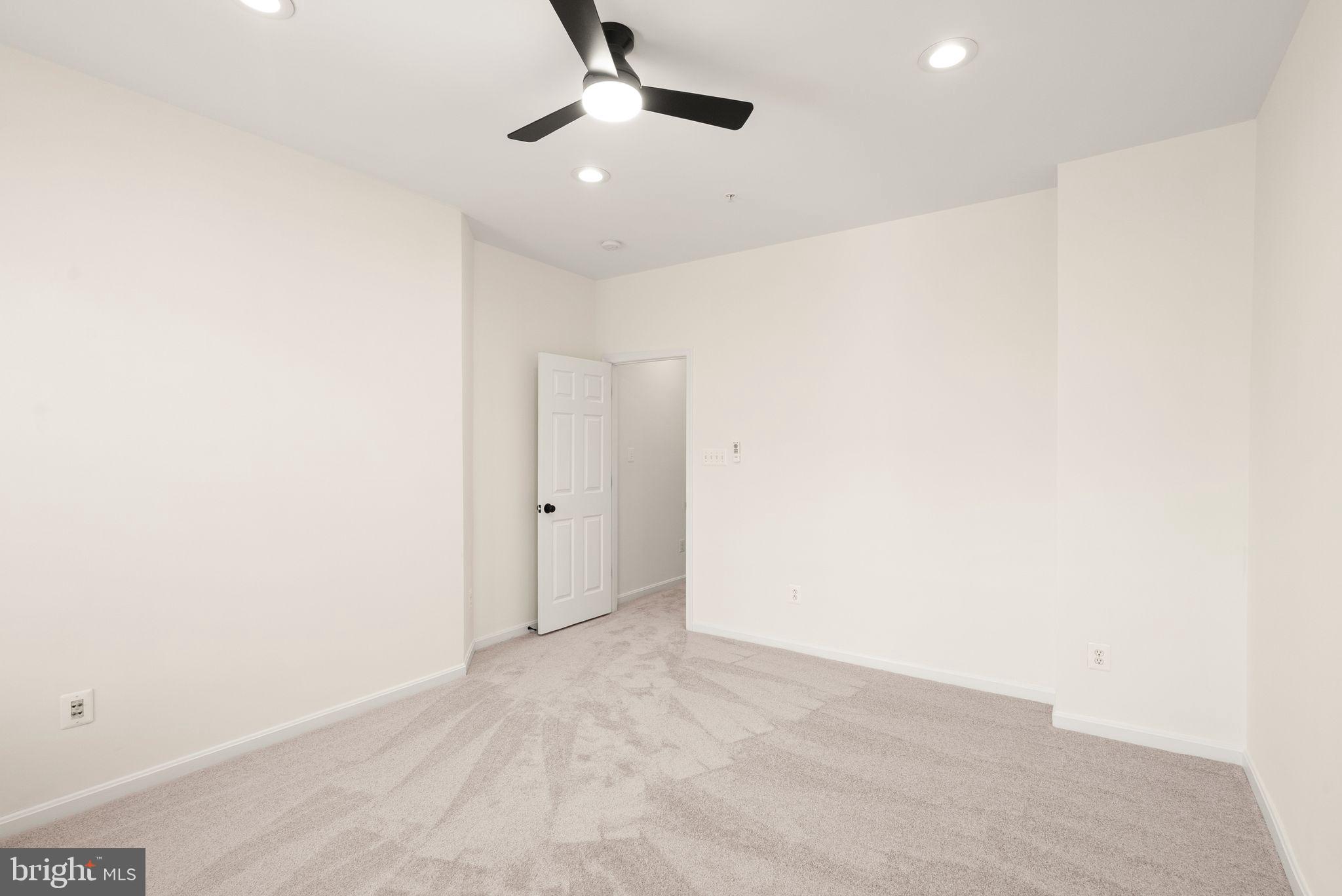 42465 REGAL WOOD DRIVE