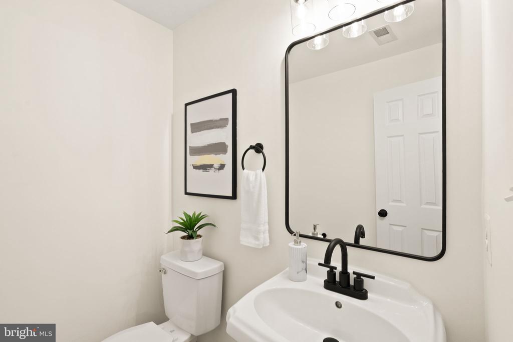 42465 REGAL WOOD DRIVE