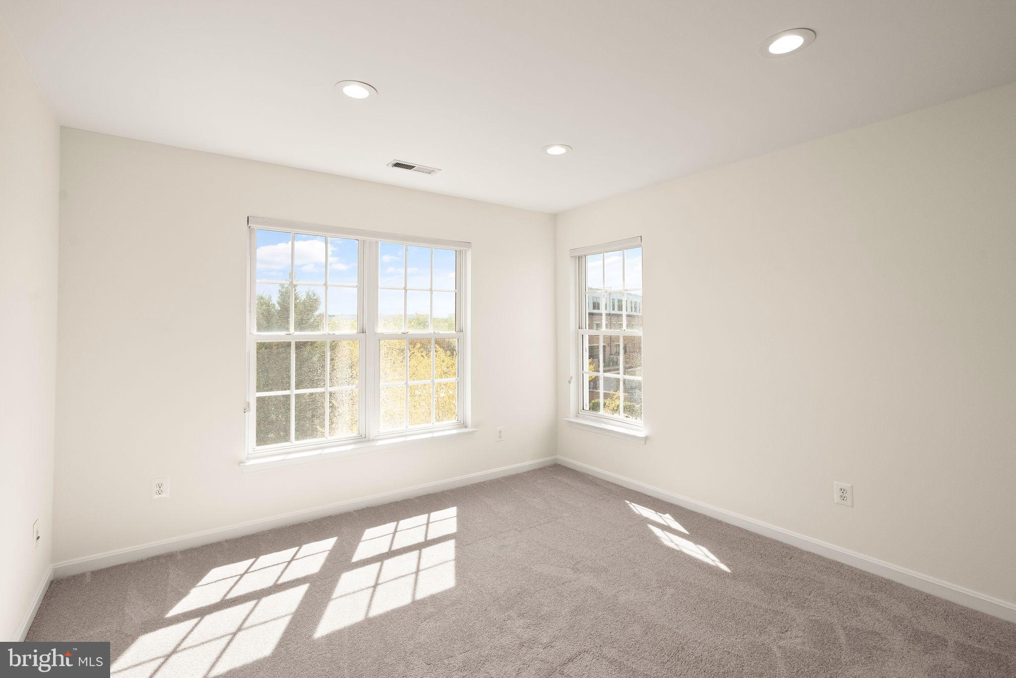 42465 REGAL WOOD DRIVE
