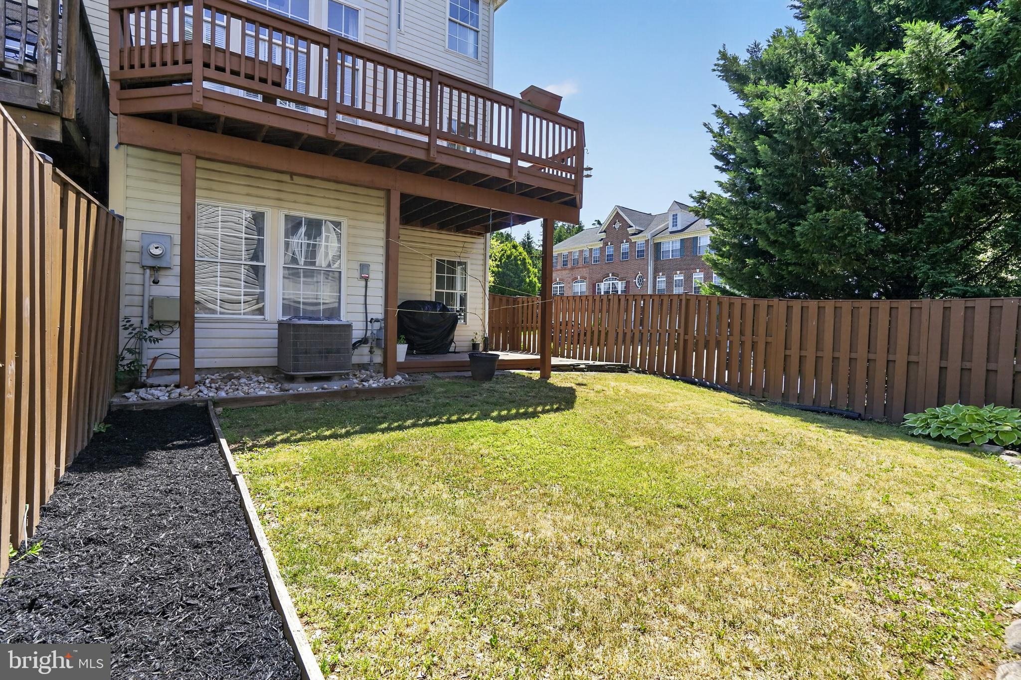 1225 CAMBRIA TERRACE NE