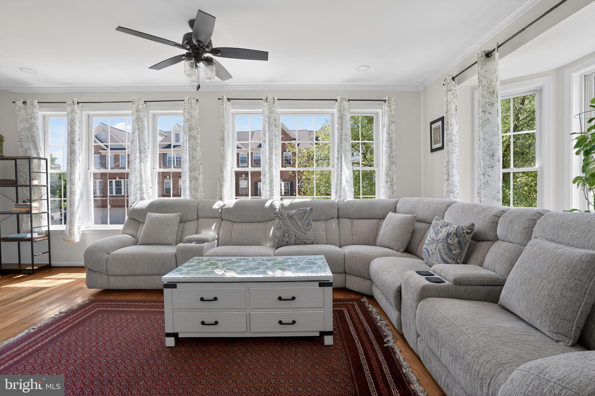 1225 CAMBRIA TERRACE NE