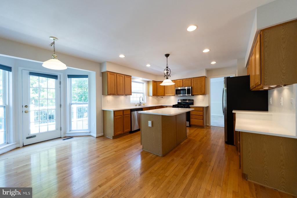 43190 BURSTALL COURT