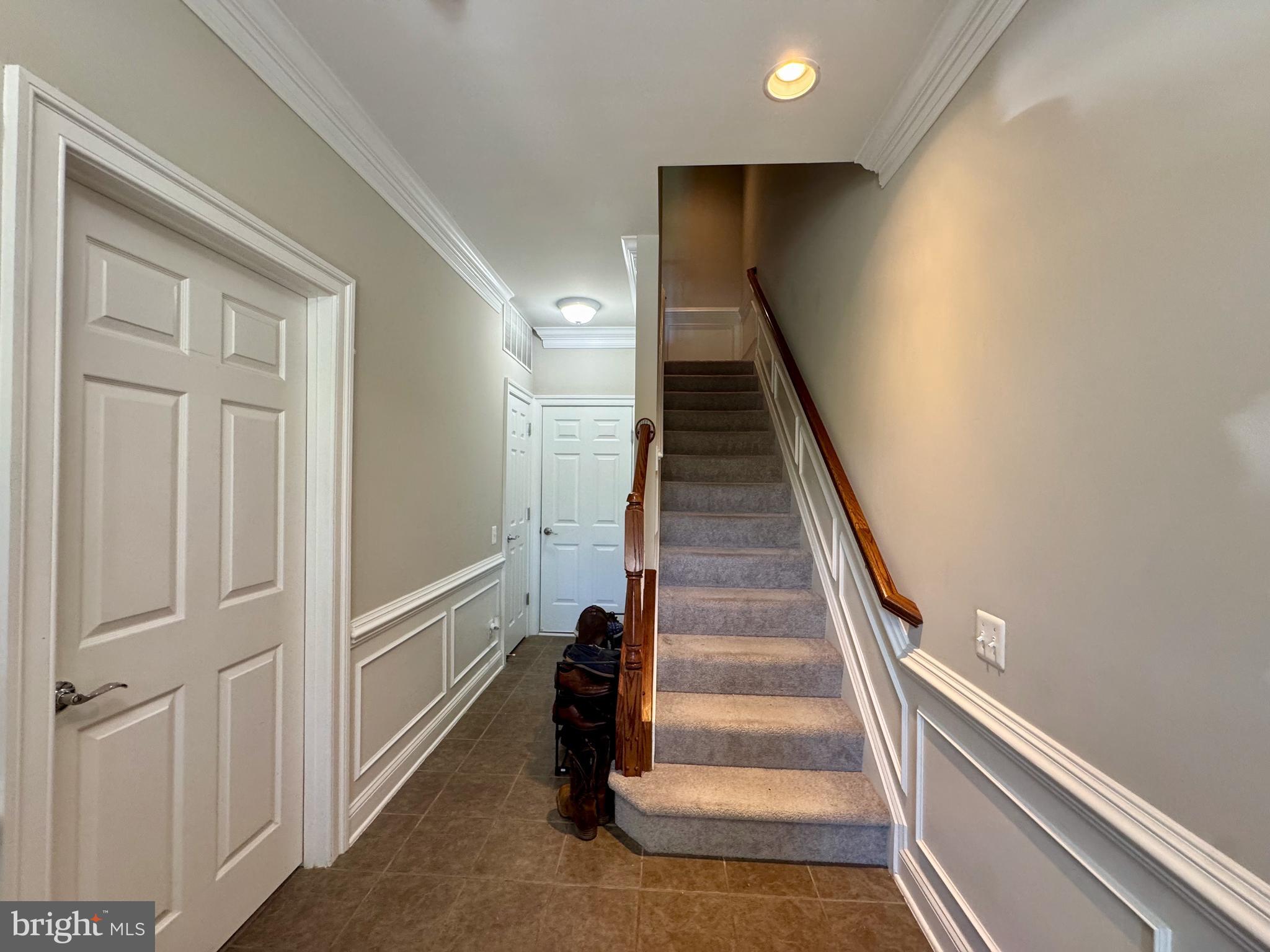 458 GLADE FERN TERRACE SE