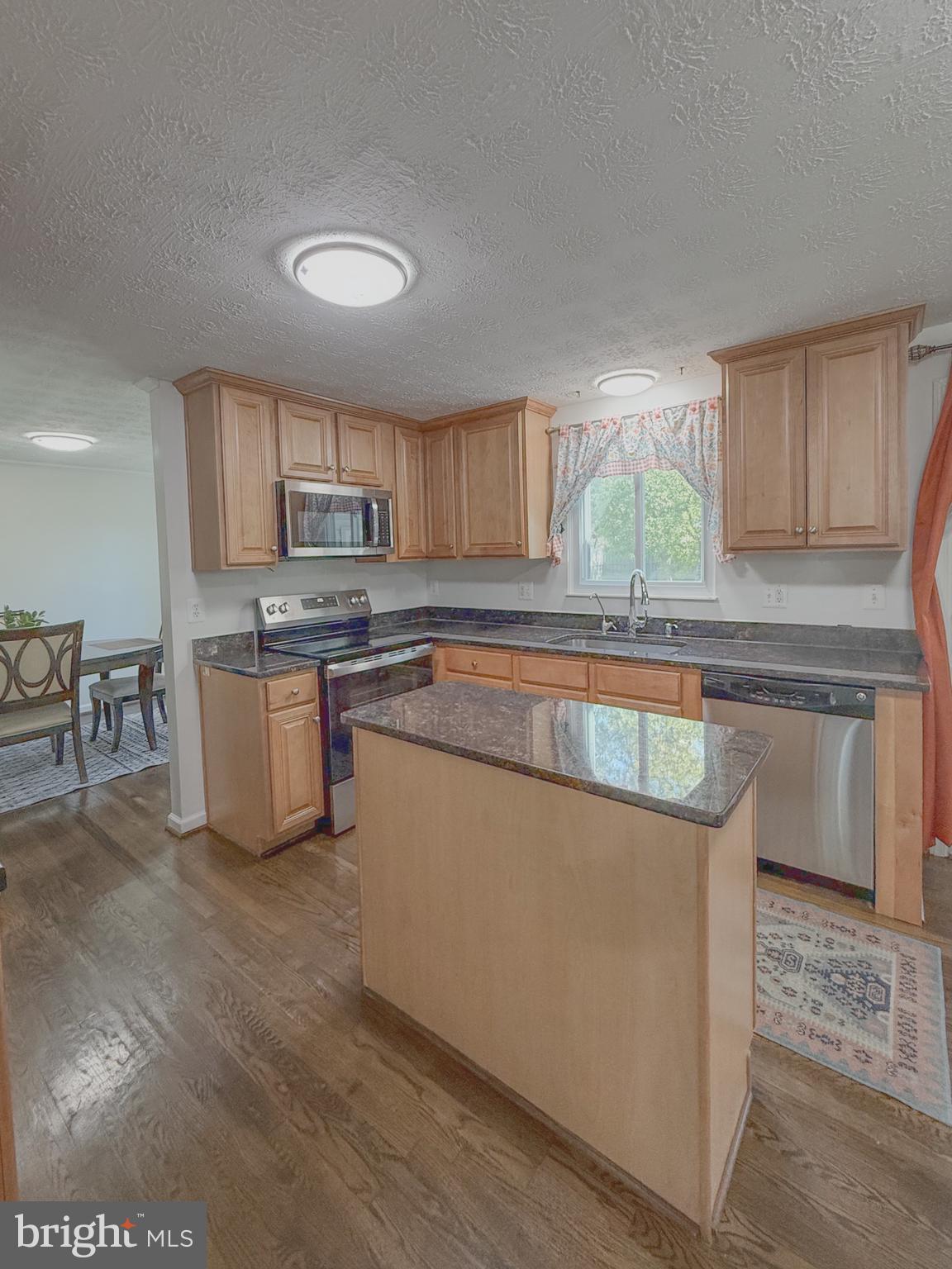 107 APPLETREE DRIVE NE