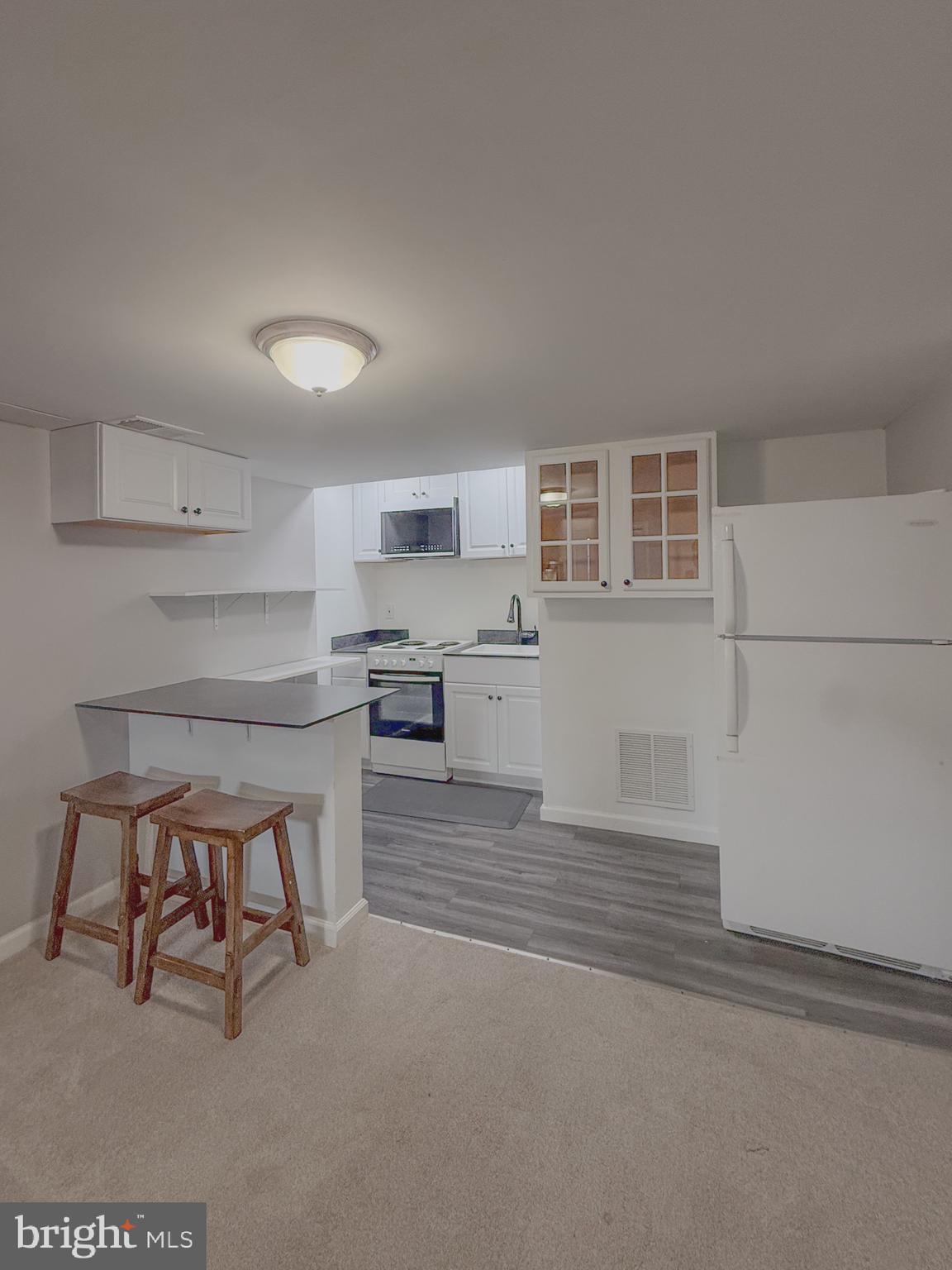 107 APPLETREE DRIVE NE