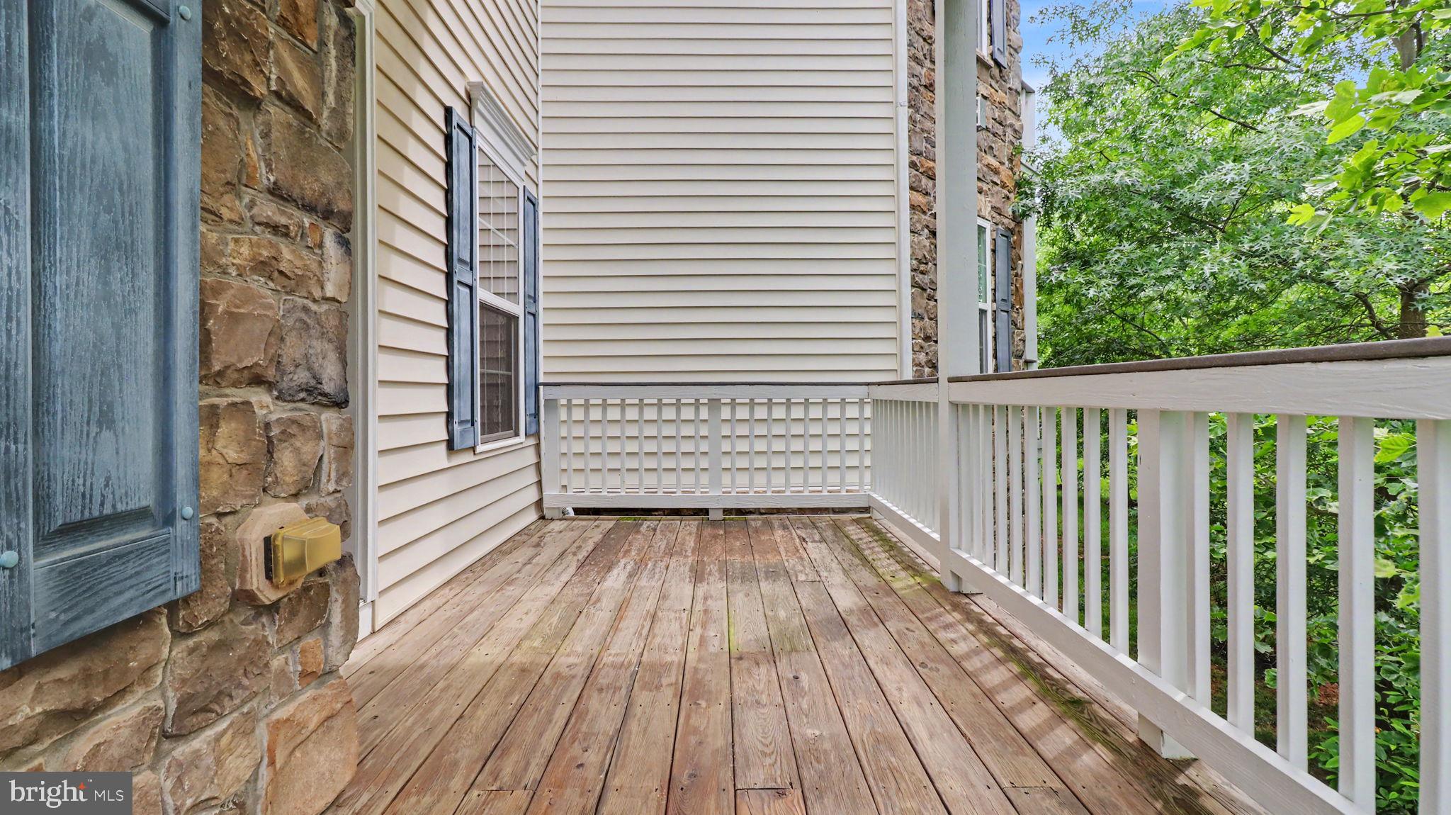 42371 TRELLIS SQUARE