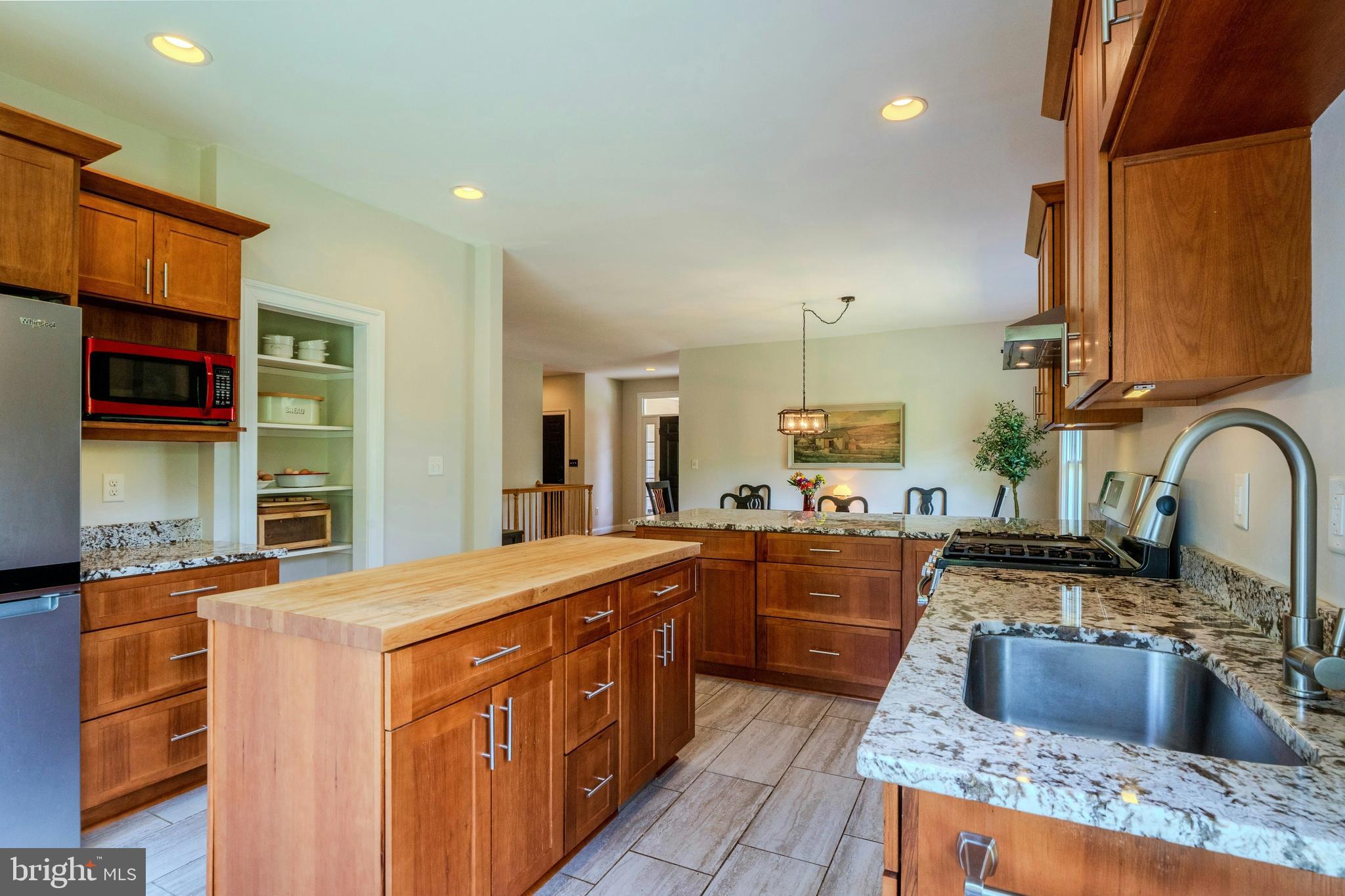 11404 RUSSELL ROAD