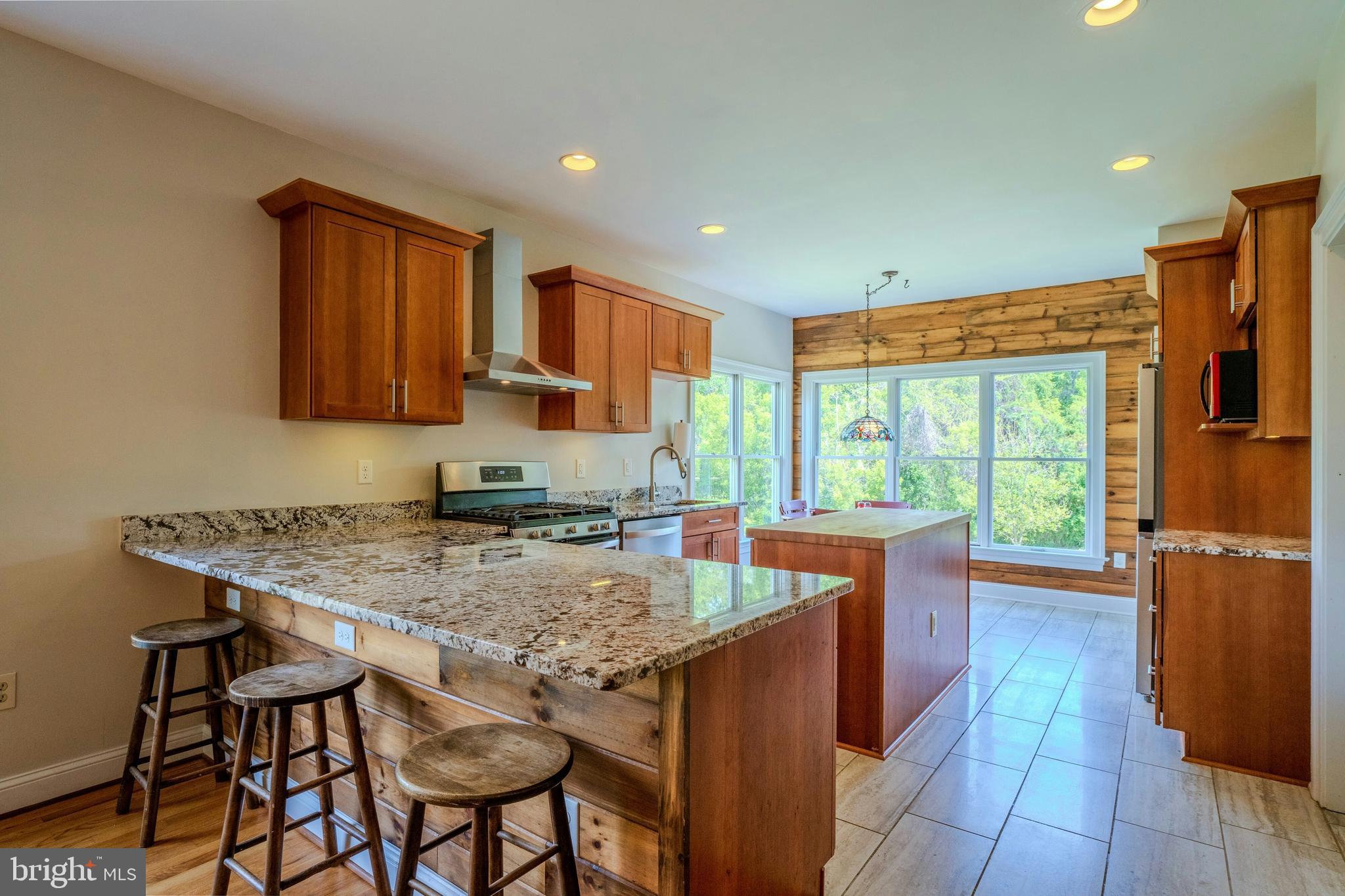 11404 RUSSELL ROAD