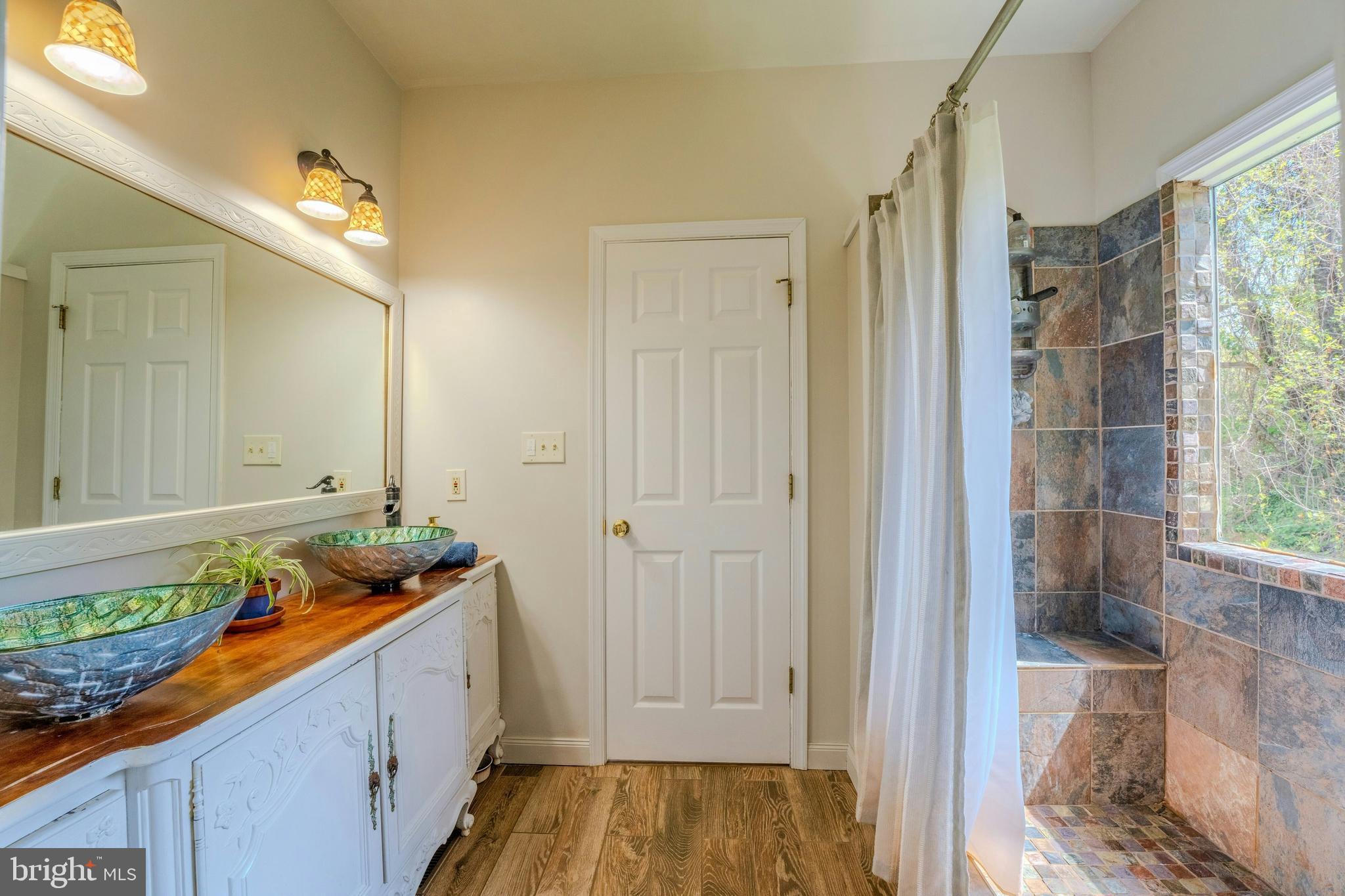 11404 RUSSELL ROAD