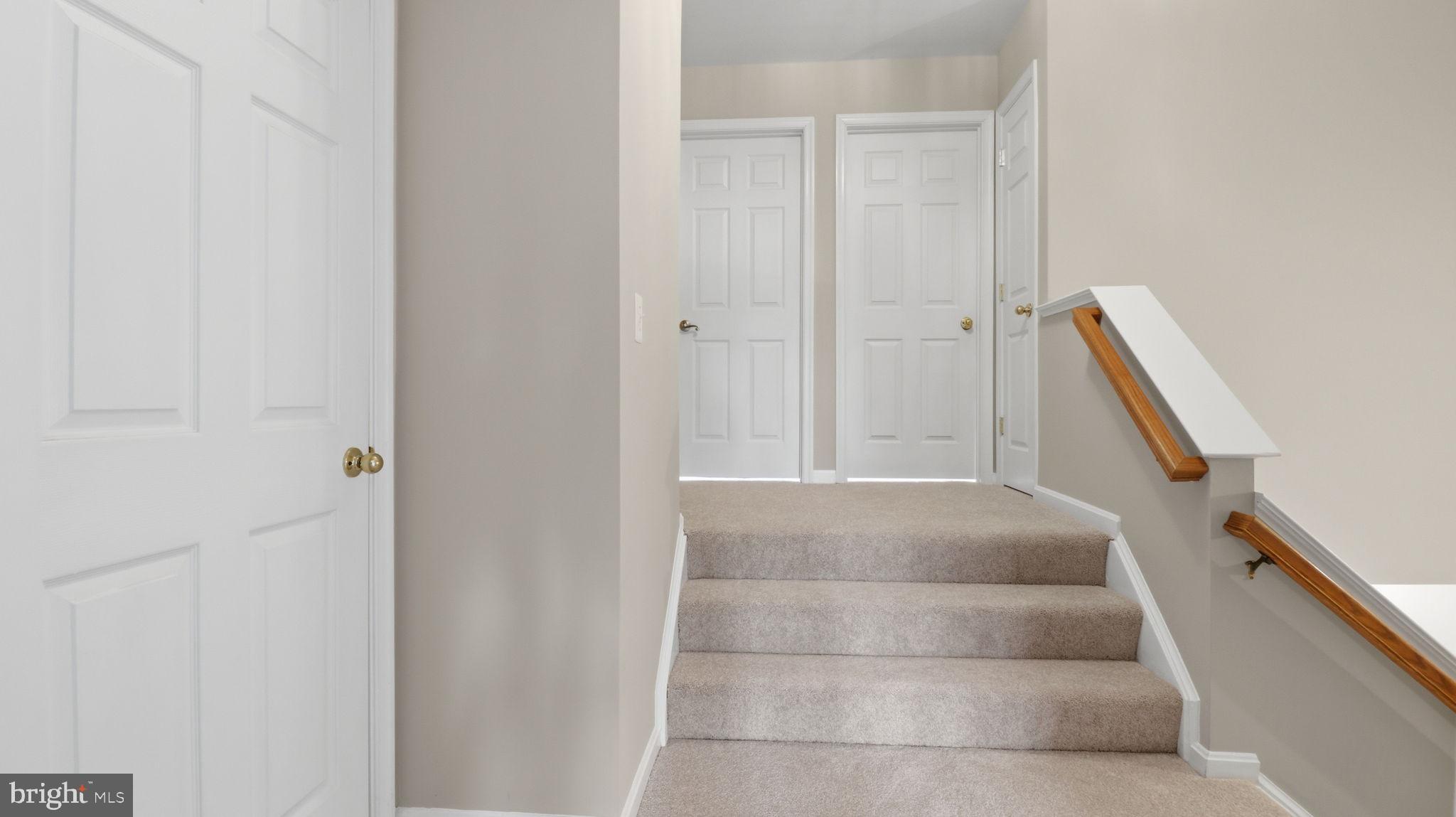 406 LEEDS RIDGE COURT