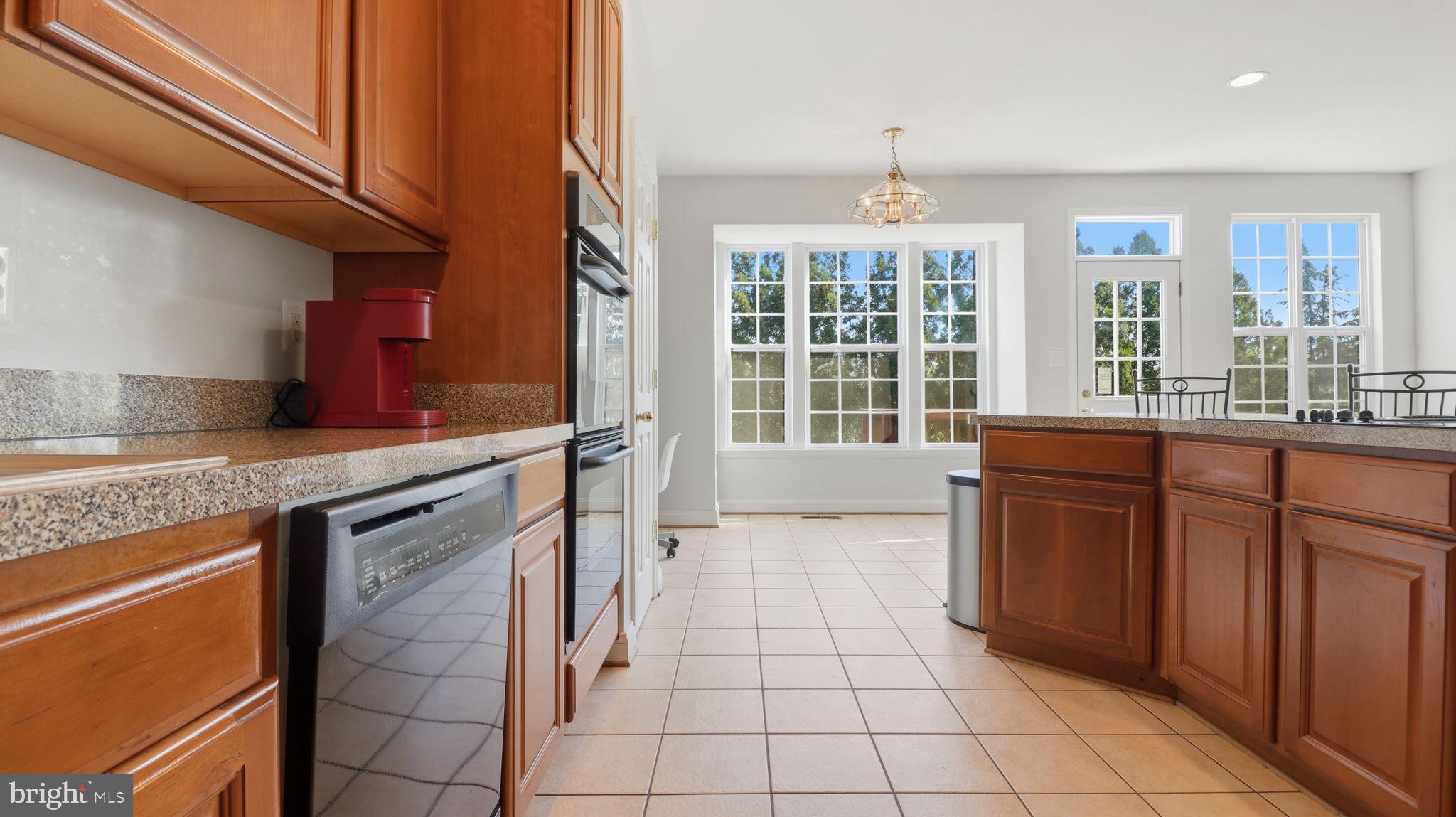 406 LEEDS RIDGE COURT