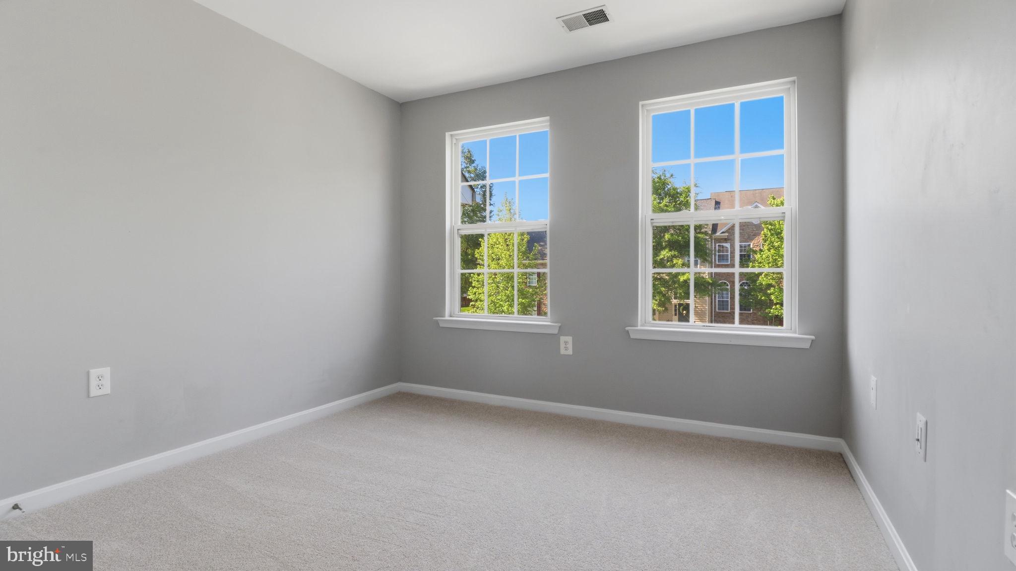 406 LEEDS RIDGE COURT