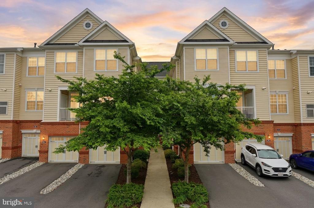 23286 SOUTHDOWN MANOR TERRACE 108