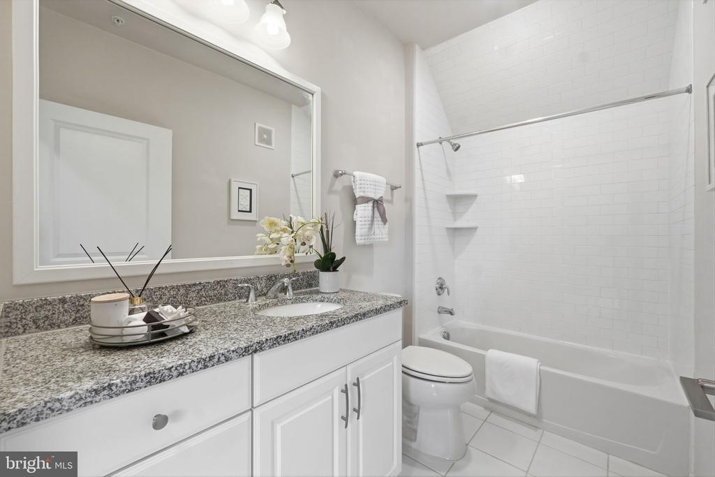 23286 SOUTHDOWN MANOR TERRACE 108