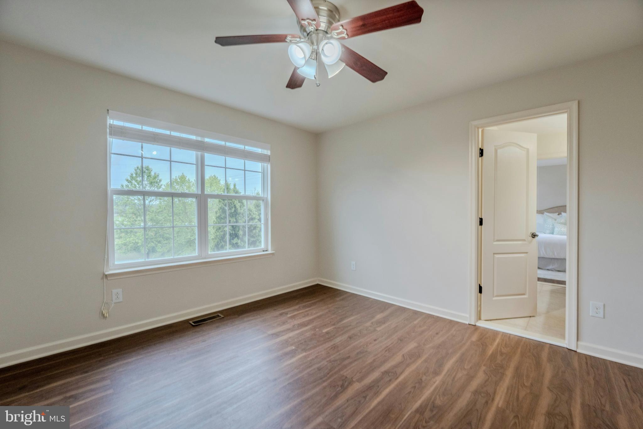42134 AUTUMN RAIN CIRCLE
