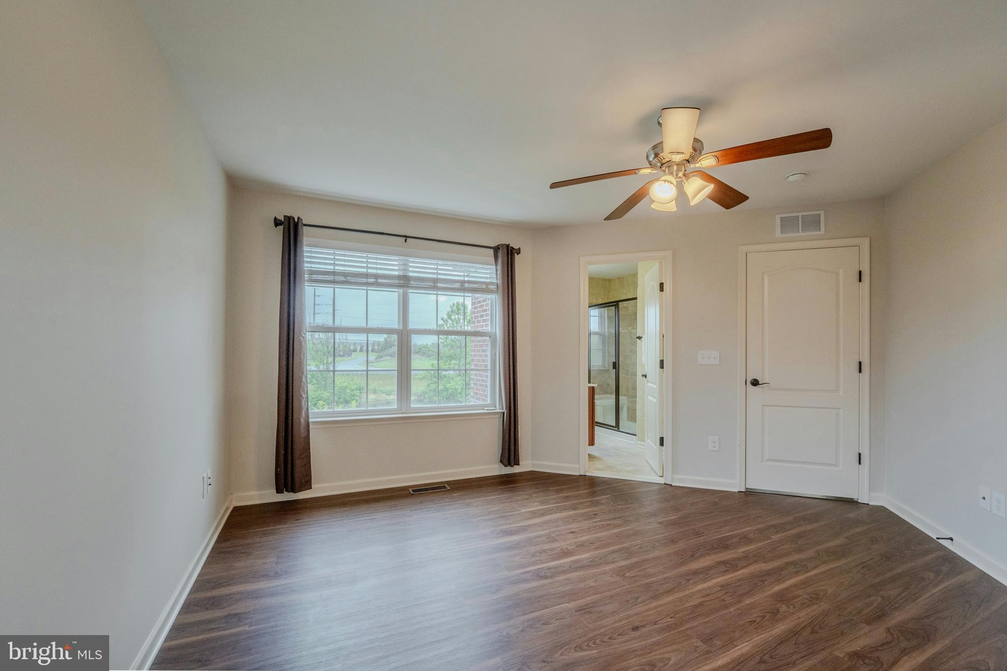 42134 AUTUMN RAIN CIRCLE