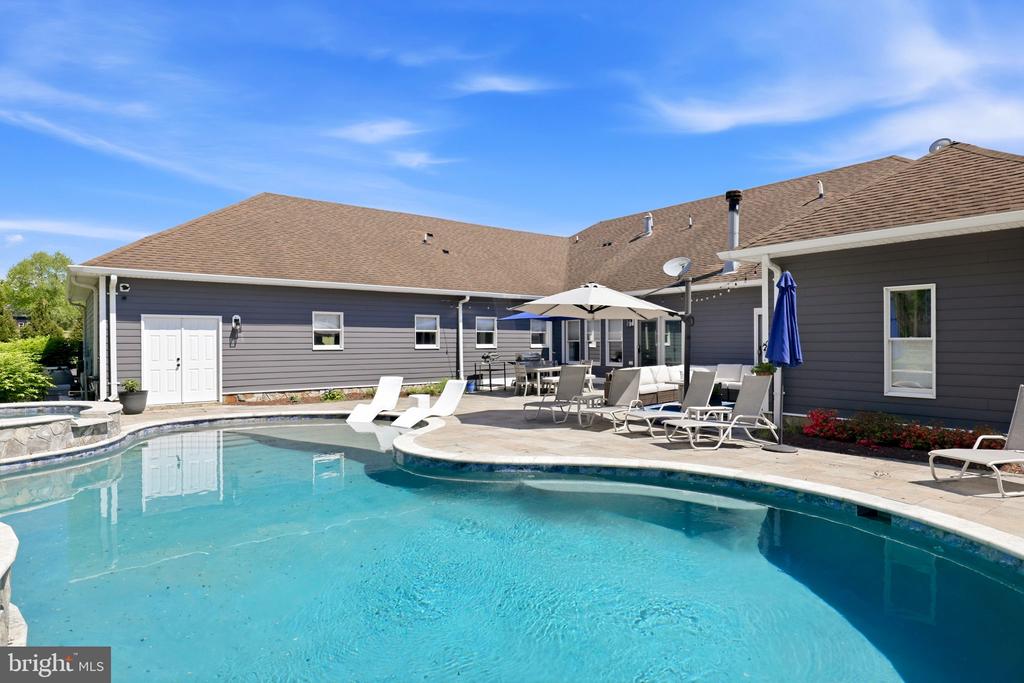 38593 DAYMONT LANE