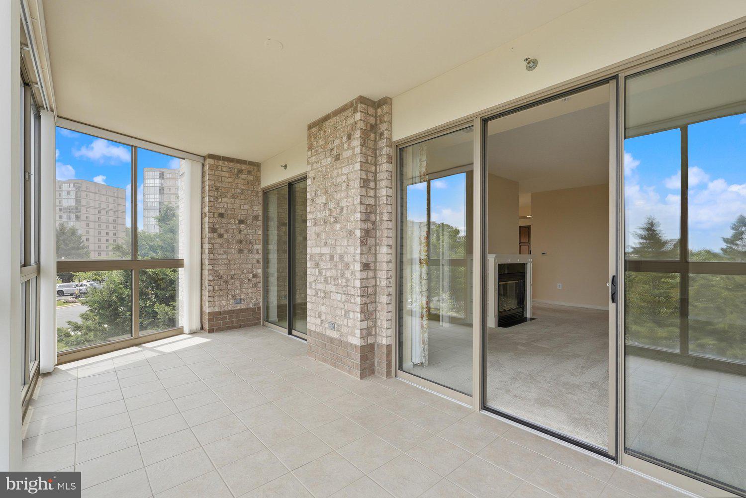 19355 CYPRESS RIDGE TERRACE 206