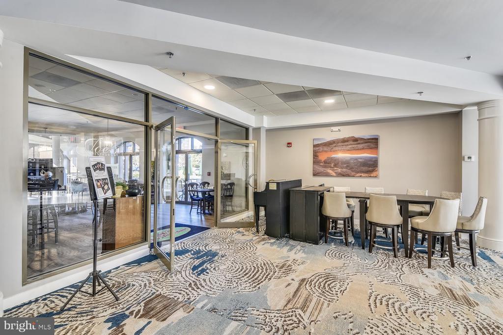 19355 CYPRESS RIDGE TERRACE 206