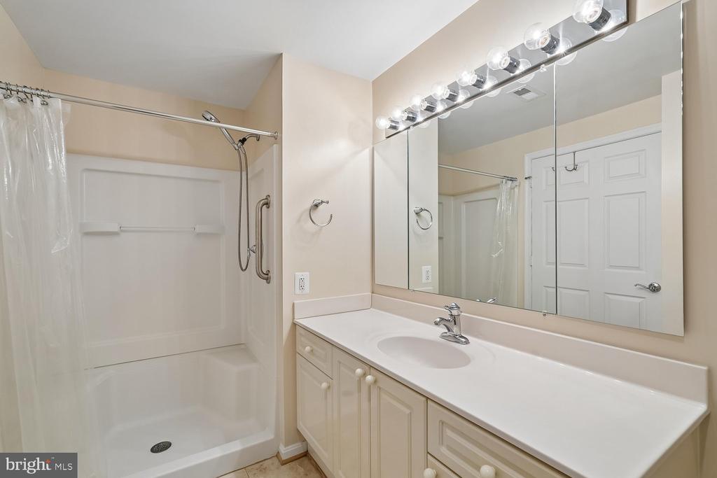 19355 CYPRESS RIDGE TERRACE 206