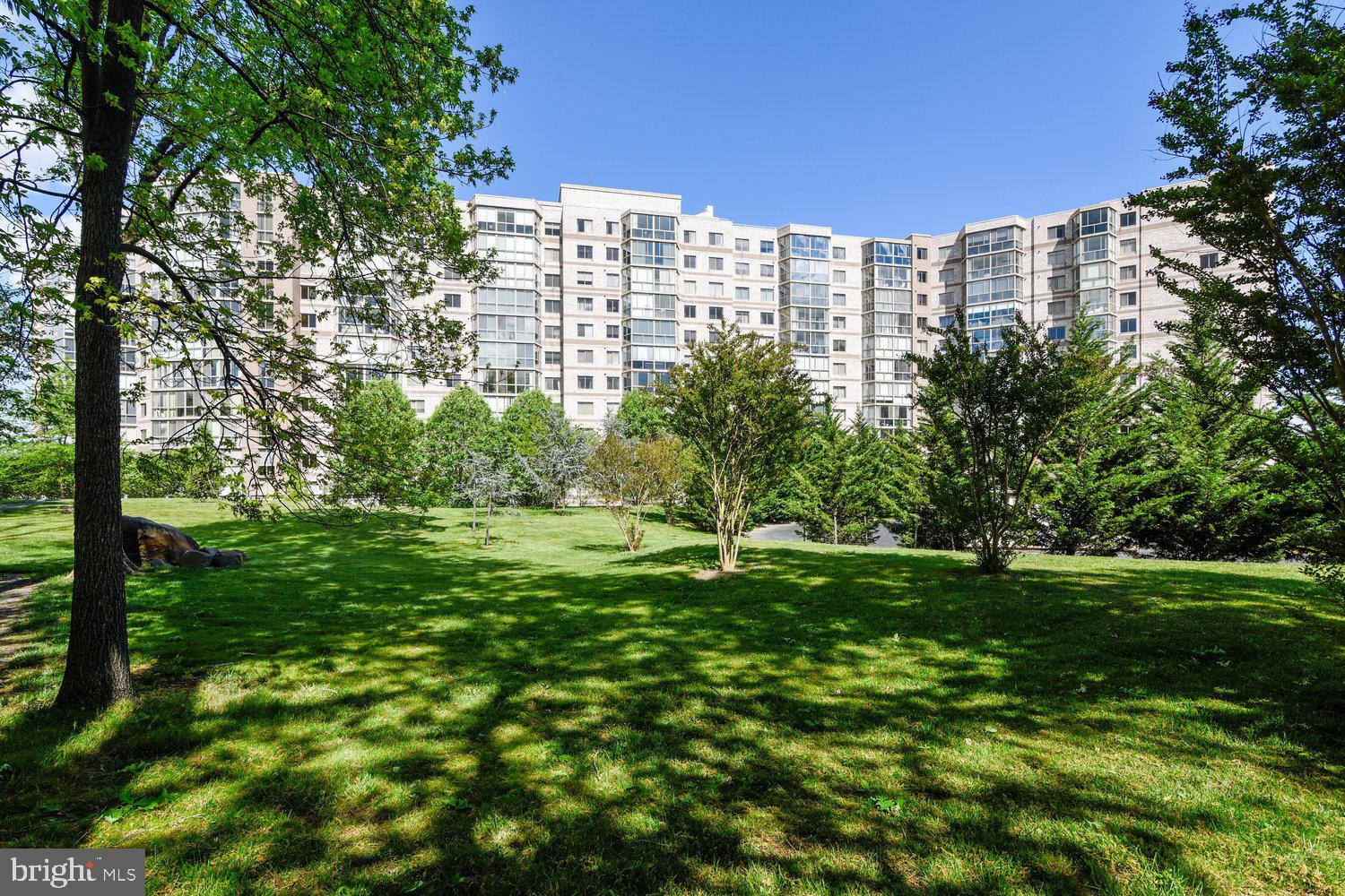 19355 CYPRESS RIDGE TERRACE 206